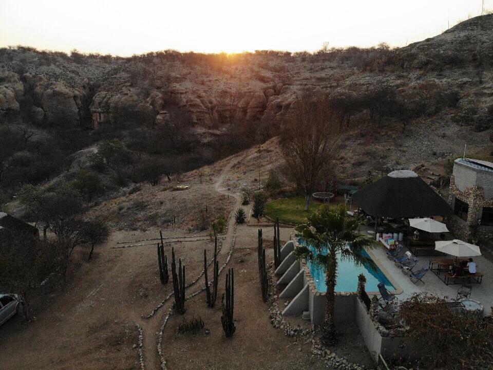 아웃조 Sasa Safari Camp & Tours 빌라 외부 사진